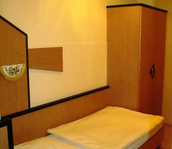 Отель Hotel-restaurant Fritz Matauschek Вена